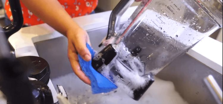How to Clean a Ninja Blender
