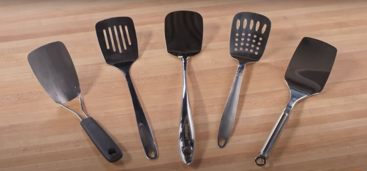 What Spatula Is Best for Turning Fish