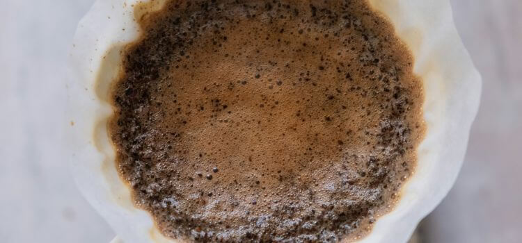 how to filter coffee with filter paper